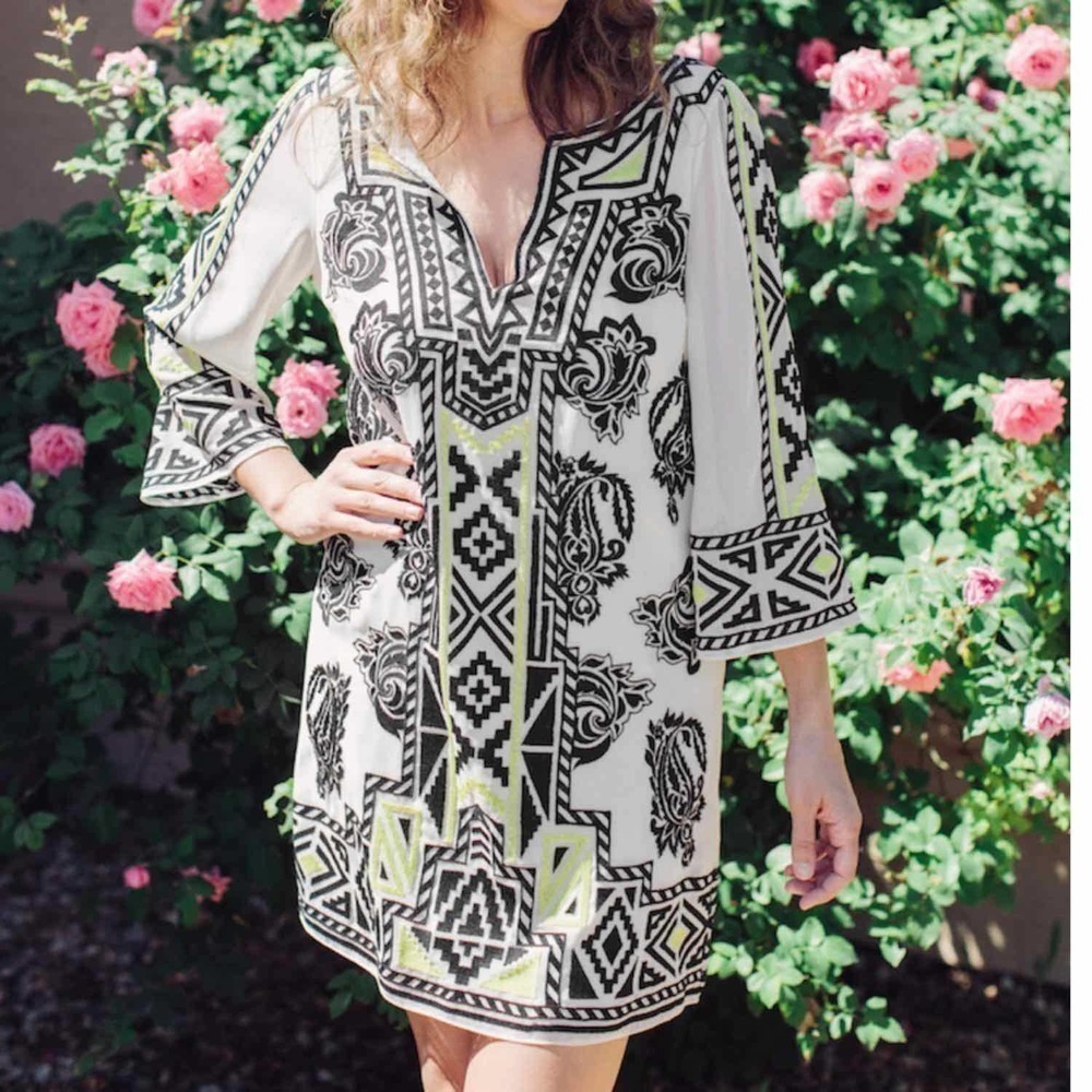Alice + Olivia Lowell Embroidered Shift Mini Dress Size Small - Picture 13 of 14